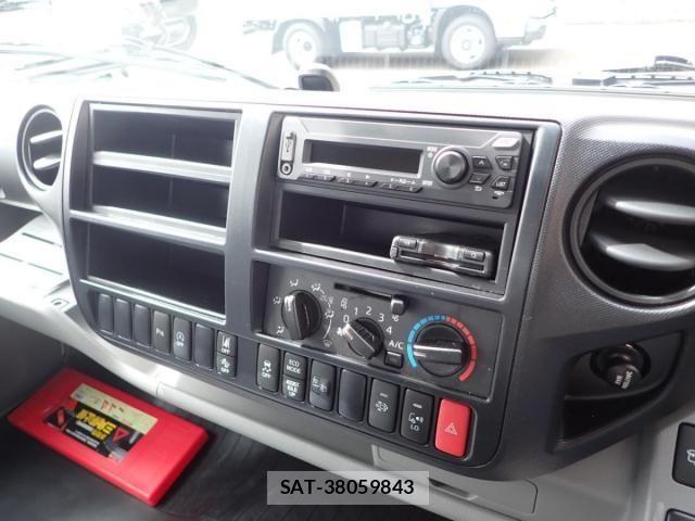 Hino DUTRO 2026-02 8561722-12