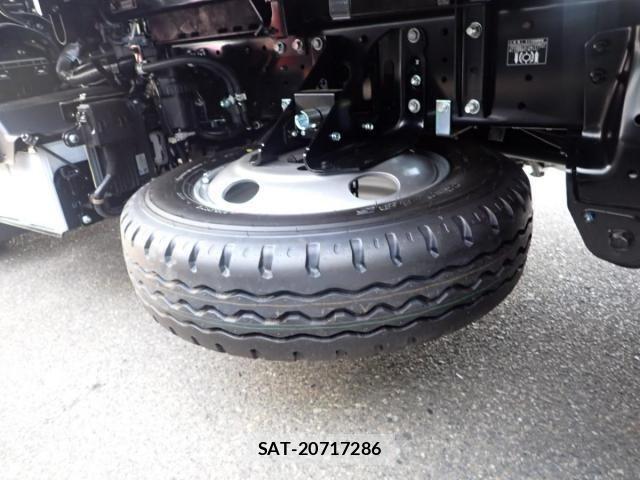 Hino DUTRO 2026-02 8561724-10