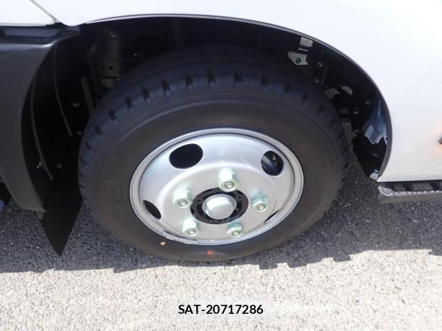 Hino DUTRO 2026-02 8561724-27