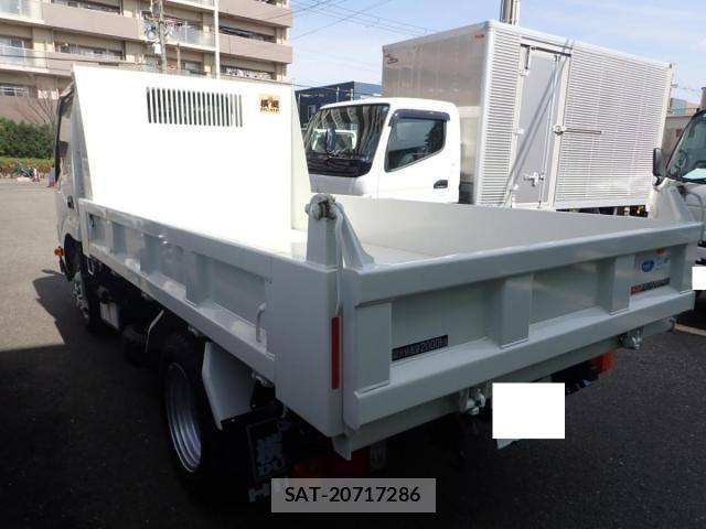 Hino DUTRO 2026-02 8561724-3