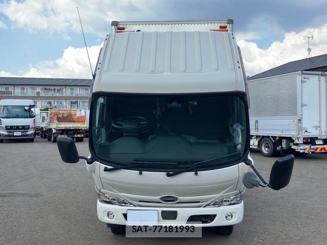 Hino DUTRO 2023-11 8561726-19