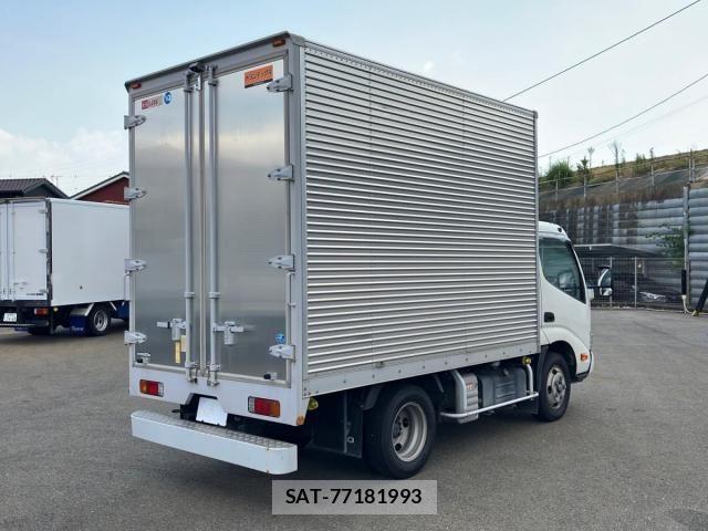 Hino DUTRO 2023-11 8561726-2