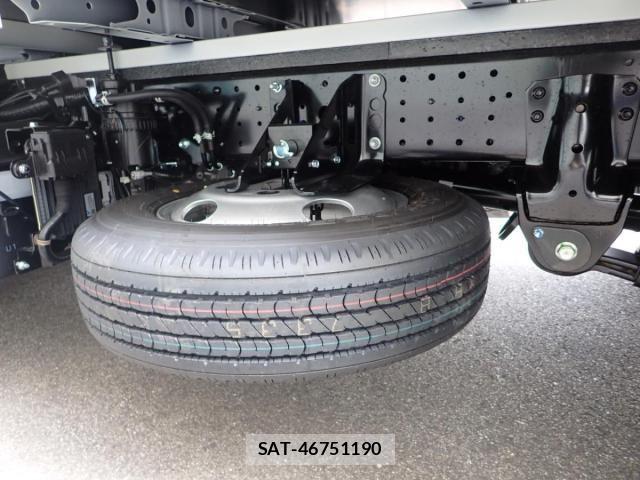 Hino DUTRO 2026-02 8561731-10