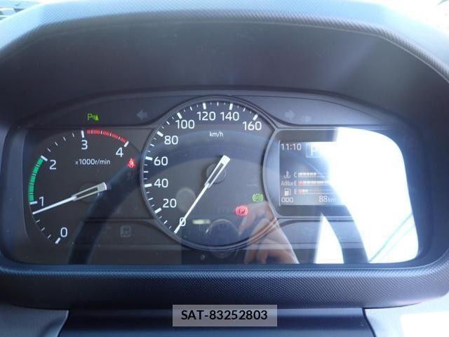 Hino DUTRO 2026-02 8561729-18