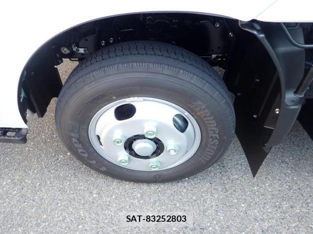 Hino DUTRO 2026-02 8561729-24