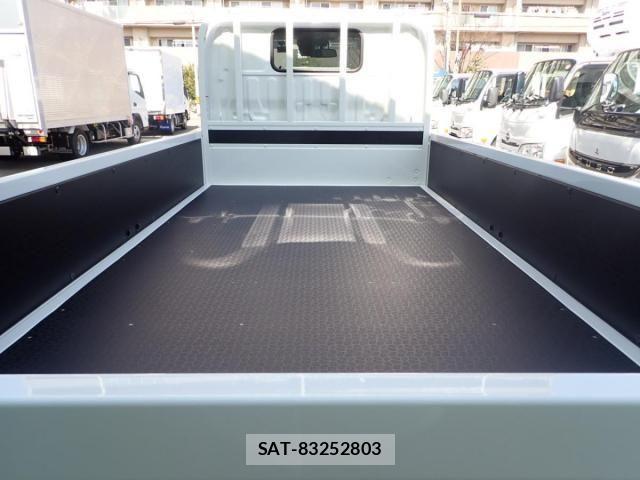 Hino DUTRO 2026-02 8561729-6