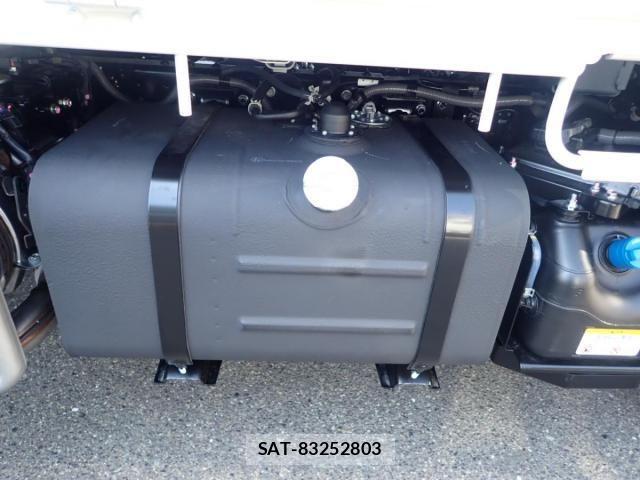 Hino DUTRO 2026-02 8561729-8