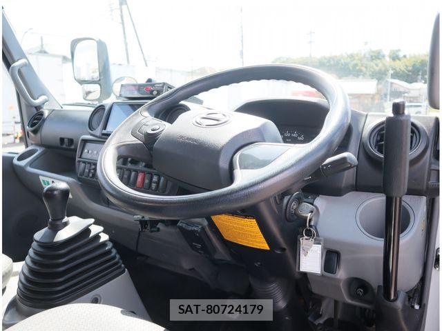 Hino DUTRO 2020-03 8561740-22