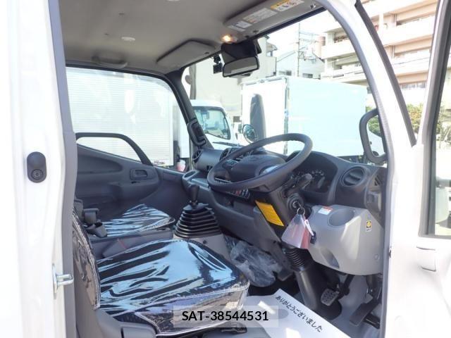 Hino DUTRO 2026-02 8561734-11