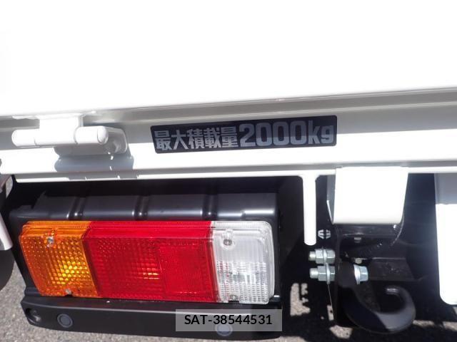 Hino DUTRO 2026-02 8561734-4