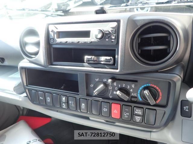 Hino DUTRO 2025-12 8561725-11