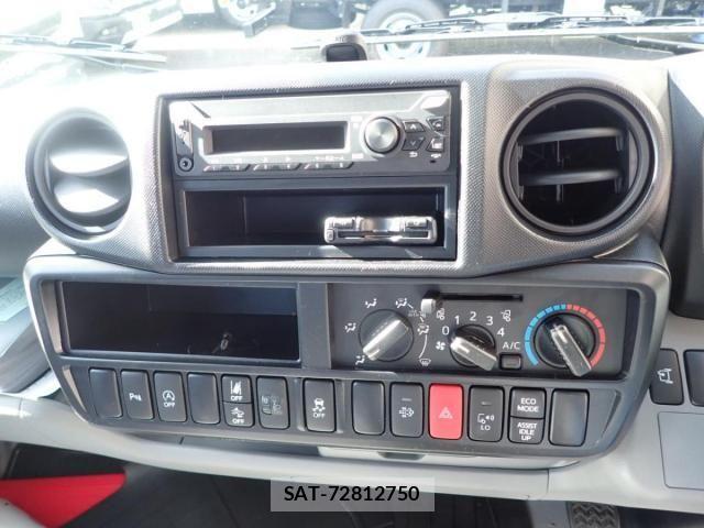 Hino DUTRO 2025-12 8561725-12