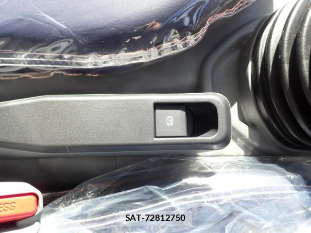 Hino DUTRO 2025-12 8561725-14