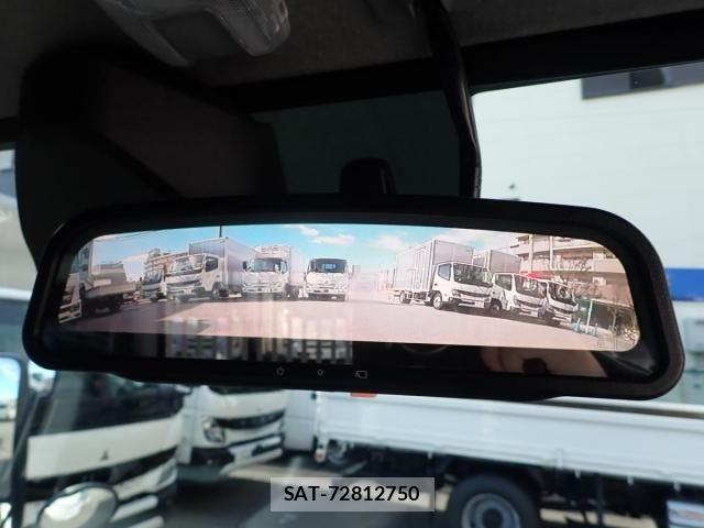 Hino DUTRO 2025-12 8561725-18