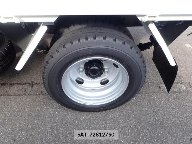 Hino DUTRO 2025-12 8561725-24