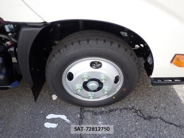 Hino DUTRO 2025-12 8561725-26