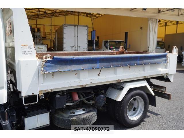 Hino DUTRO 2018-11 8561732-27