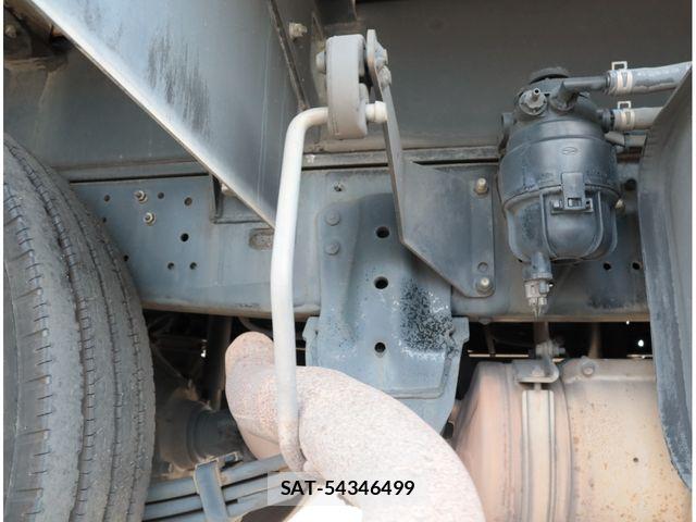 Hino DUTRO 2018-03 8561738-19