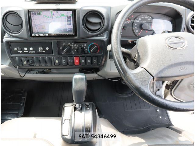 Hino DUTRO 2018-03 8561738-23