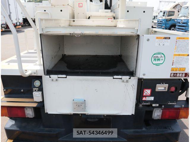 Hino DUTRO 2018-03 8561738-6