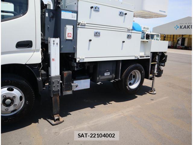 Hino DUTRO 2022-02 8561714-18