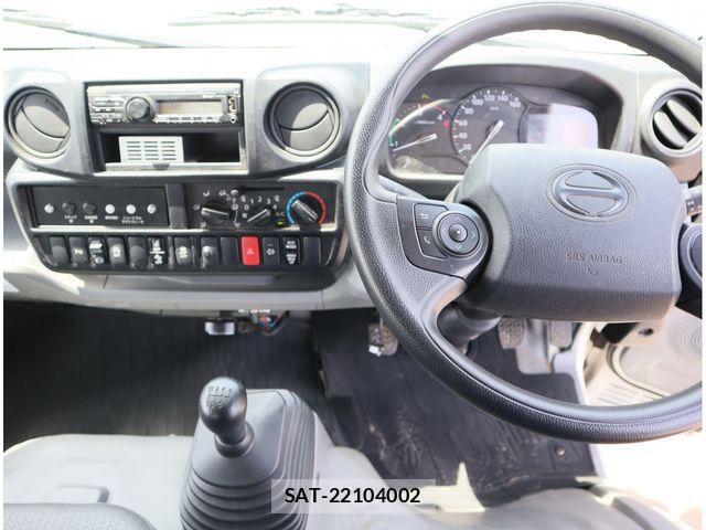 Hino DUTRO 2022-02 8561714-24
