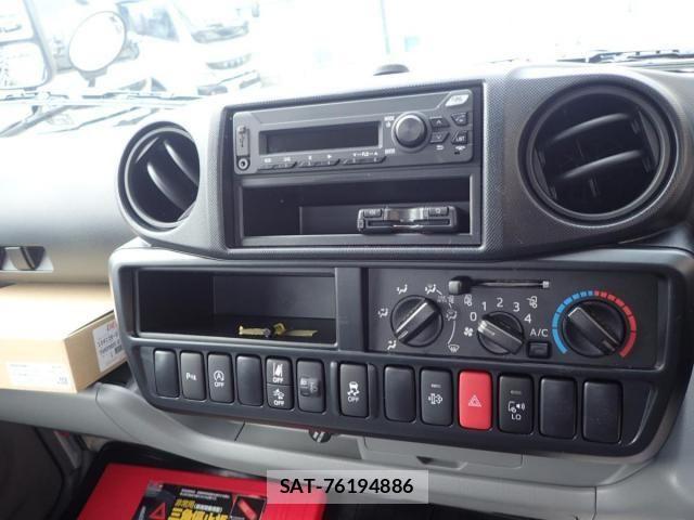 Hino DUTRO 2026-01 8561727-13