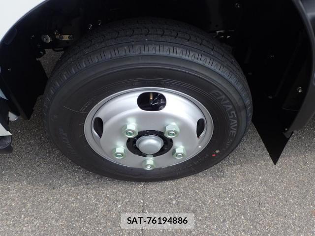Hino DUTRO 2026-01 8561727-23