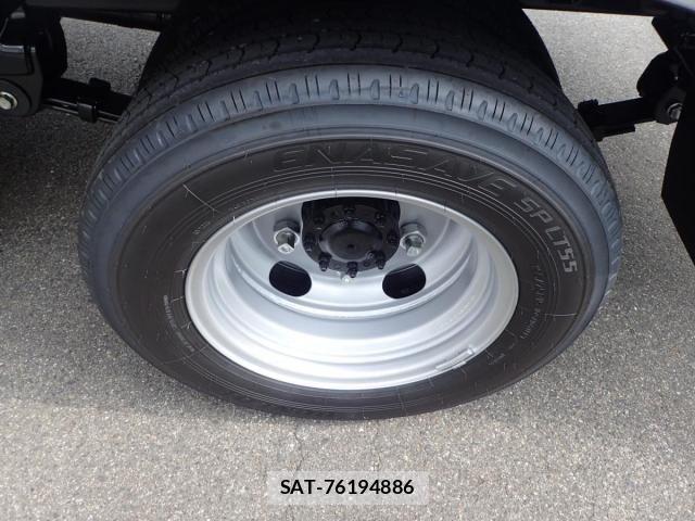 Hino DUTRO 2026-01 8561727-24