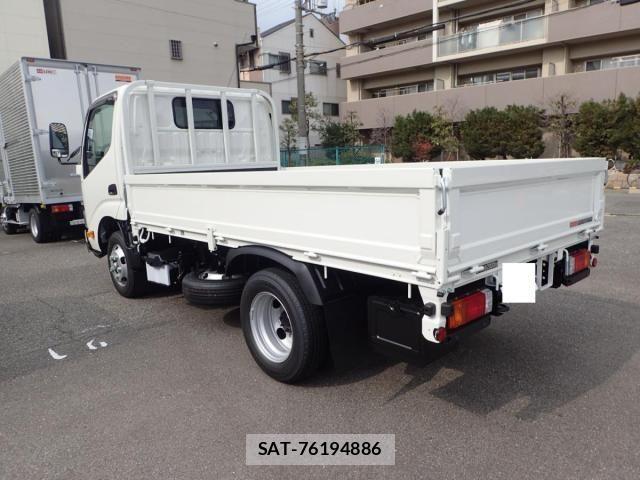 Hino DUTRO 2026-01 8561727-2