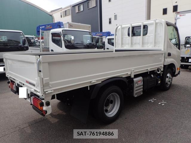 Hino DUTRO 2026-01 8561727-3