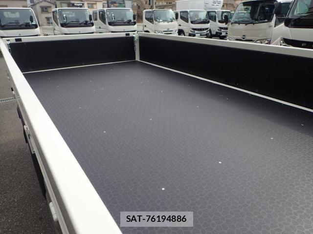 Hino DUTRO 2026-01 8561727-4