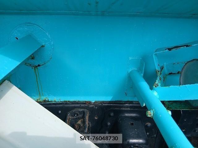 Hino DUTRO 2010-07 8561745-19