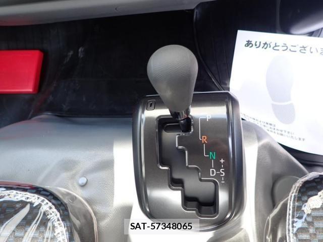 Hino DUTRO 2026-02 8561720-14