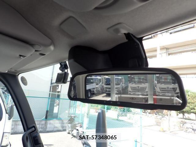 Hino DUTRO 2026-02 8561720-16