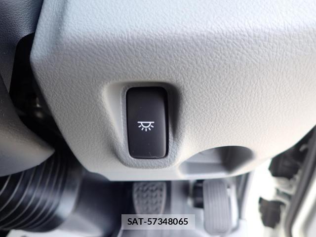 Hino DUTRO 2026-02 8561720-21