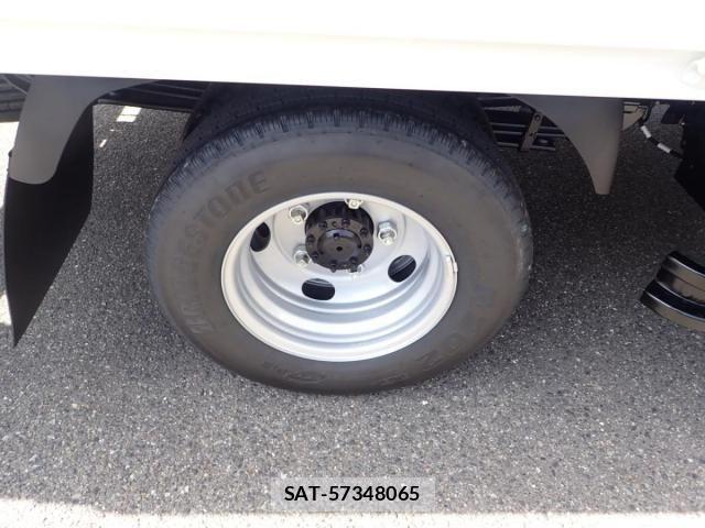 Hino DUTRO 2026-02 8561720-26