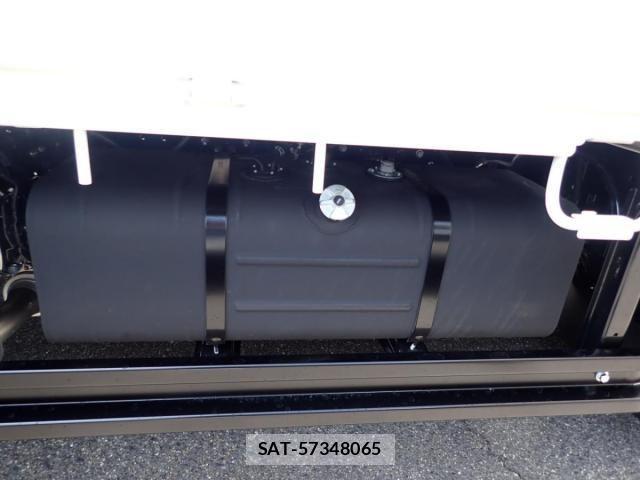 Hino DUTRO 2026-02 8561720-7
