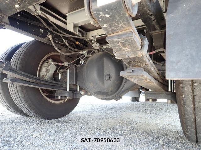 Hino DUTRO 2024-03 8561735-19