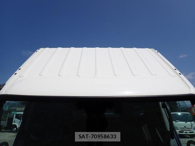 Hino DUTRO 2024-03 8561735-23