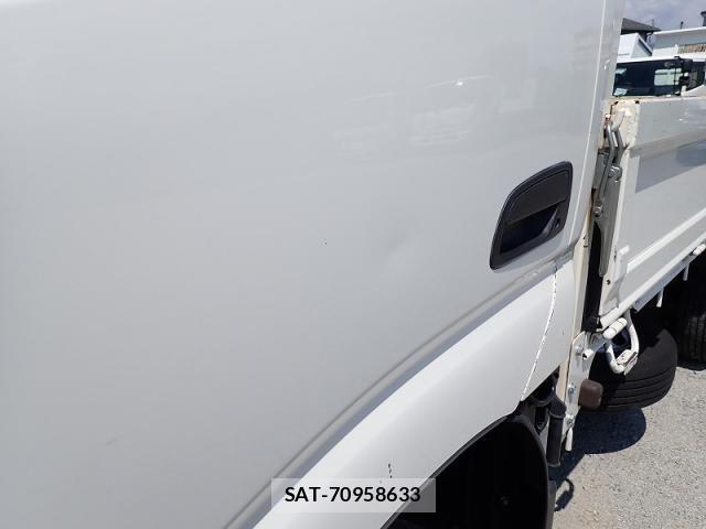 Hino DUTRO 2024-03 8561735-24