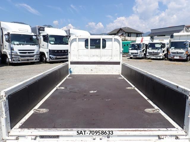 Hino DUTRO 2024-03 8561735-6