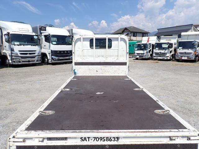Hino DUTRO 2024-03 8561735-7