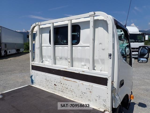 Hino DUTRO 2024-03 8561735-8