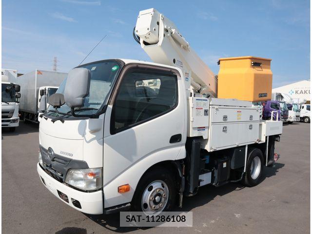 Hino DUTRO 2015-03 8561741-0