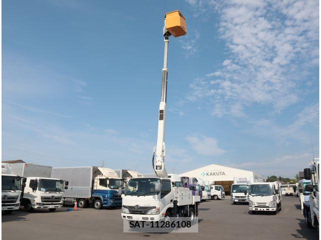 Hino DUTRO 2015-03 8561741-10