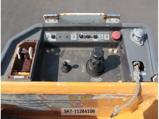 Hino DUTRO 2015-03 8561741-15