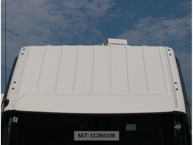 Hino DUTRO 2015-03 8561741-27