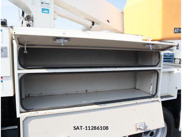 Hino DUTRO 2015-03 8561741-7