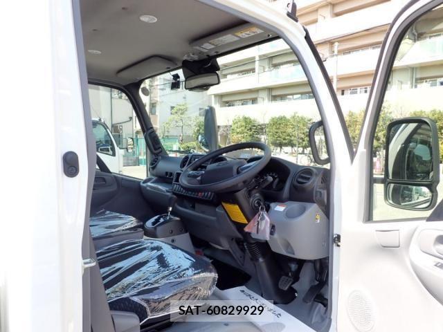 Hino DUTRO 2026-02 8561728-11